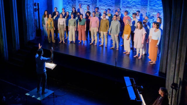 tonraumfünf10: Der Chor aus Berlin singt sein Programm Past Life Melodies im Ehemaligen Stummfilmkino Delphi