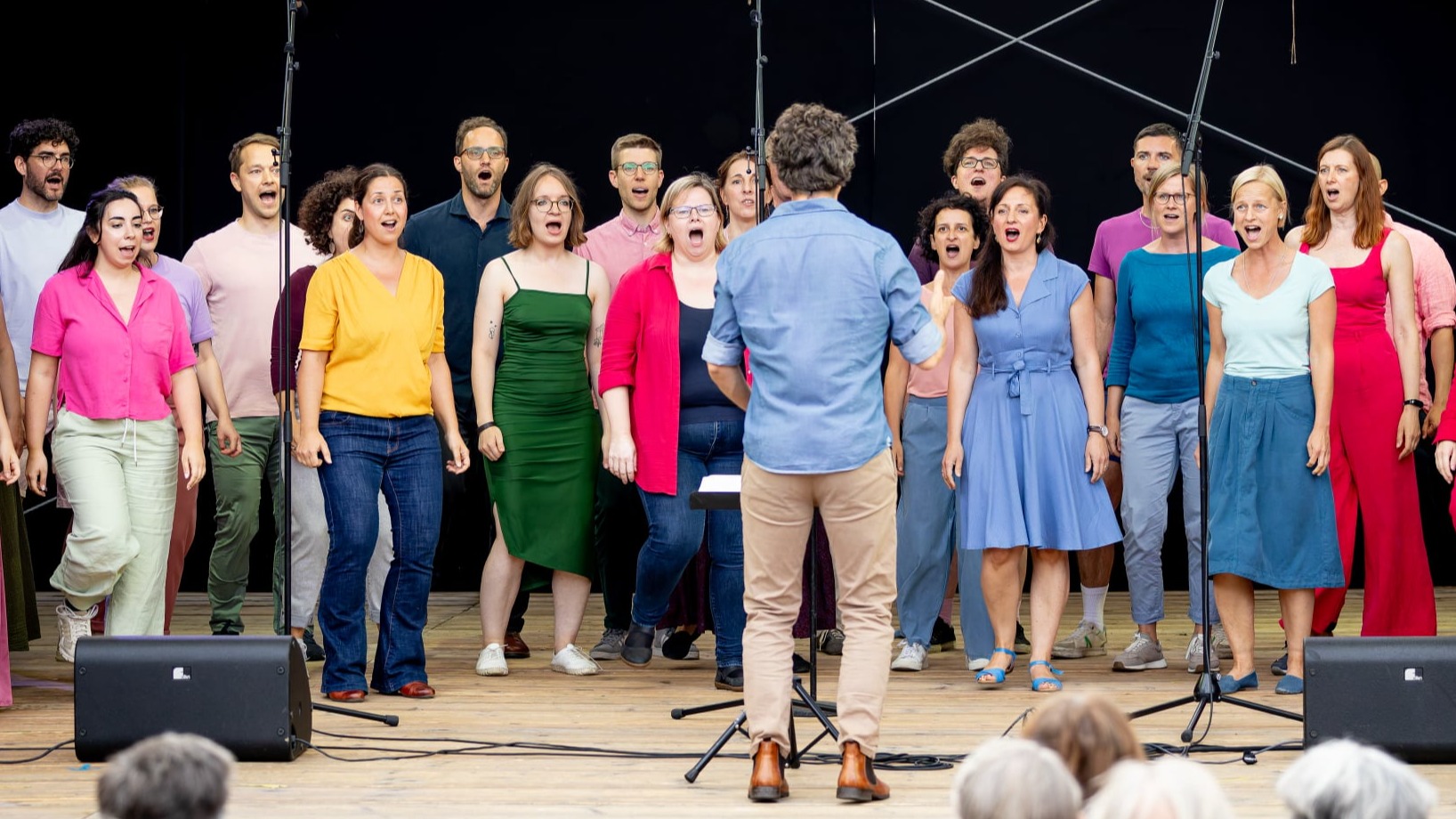 connected II tonraumfünf10 mit den jazzvocals im Luftschloss auf dem Tempelhofer Feld